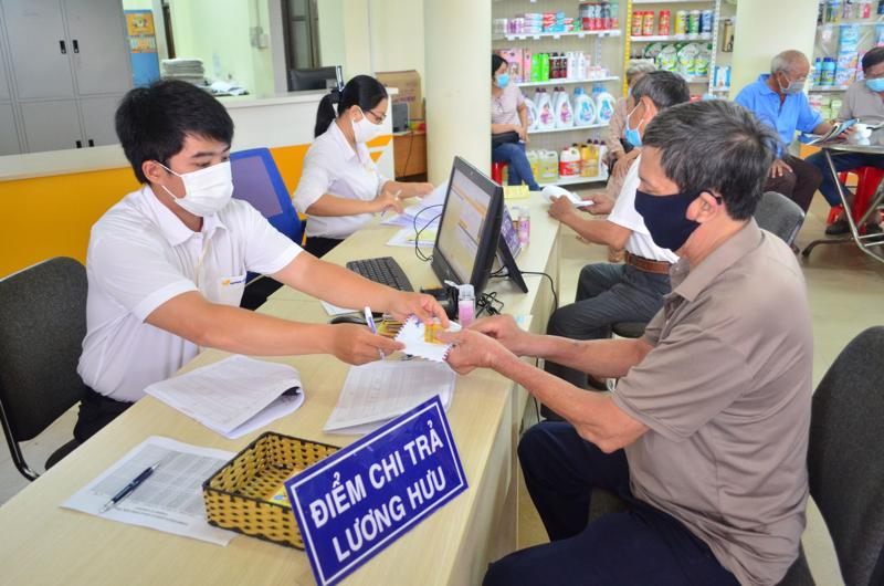 Tiền lương hưu cao nhất mà cán bộ hưu trí được hưởng sau tháng 7/2023 là bao nhiêu?